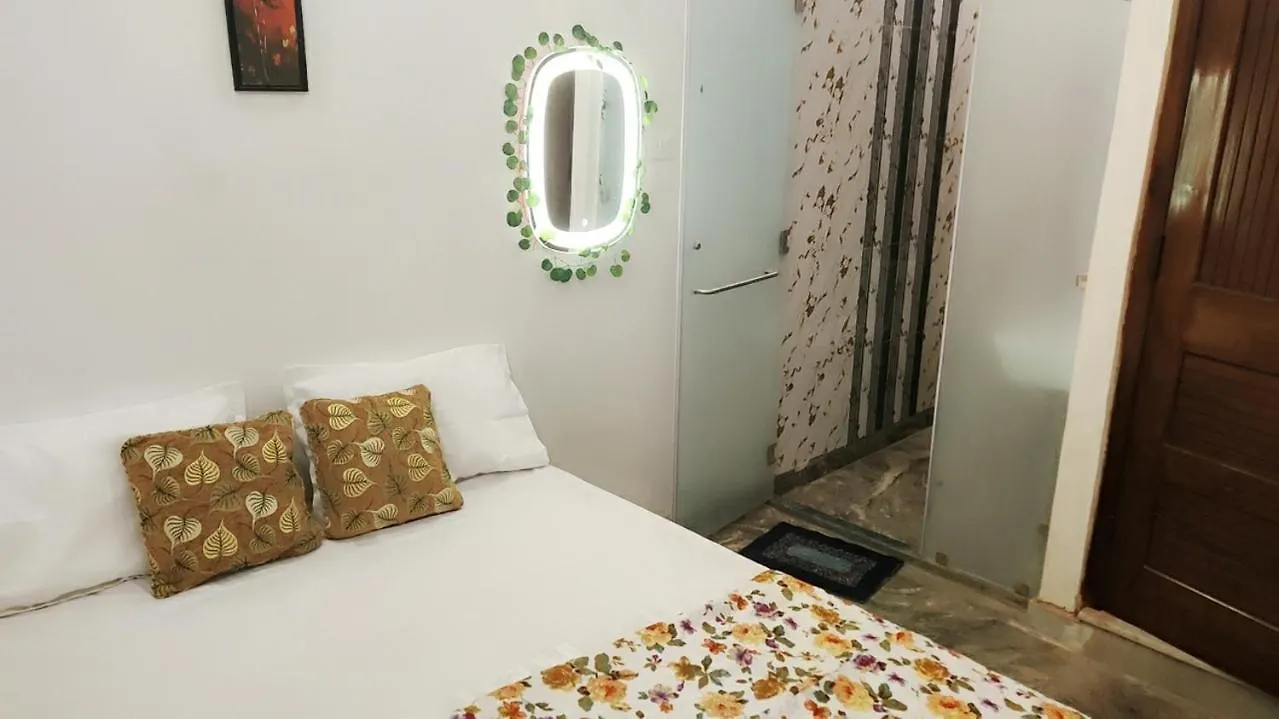 Noor Stay Varanasi 0*,