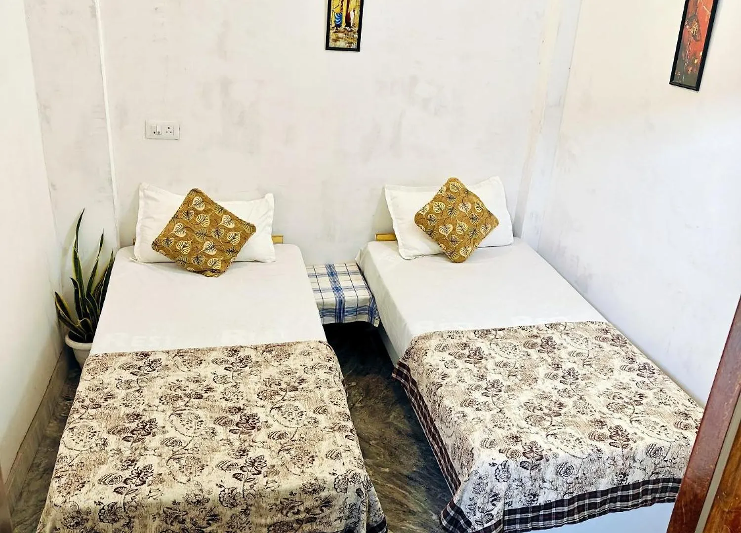 Noor Stay Varanasi