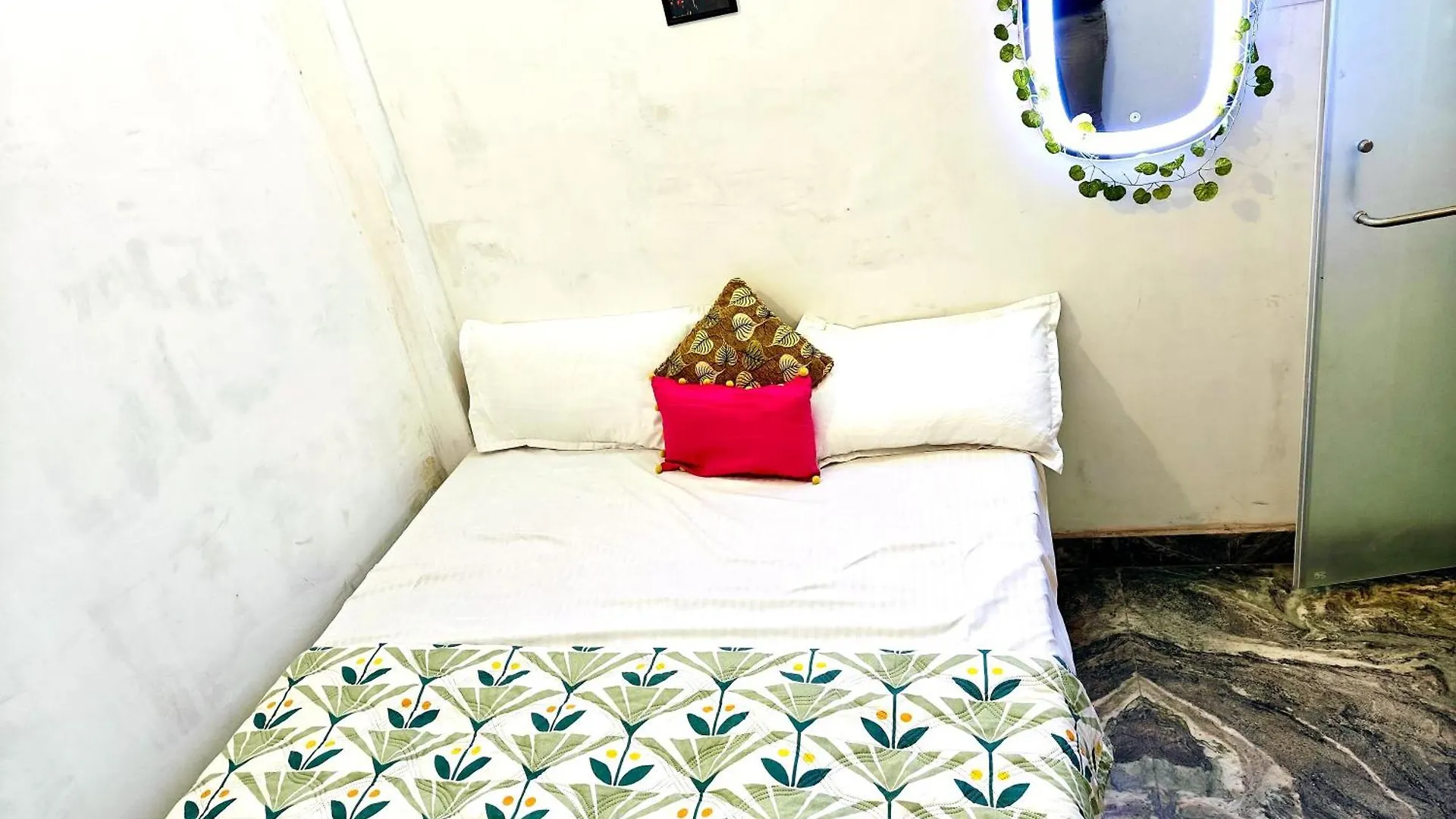 Noor Stay Varanasi India